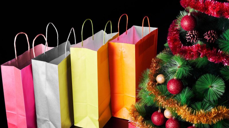 Christmas Shopping: 5 Pachete cadou irezistibile
