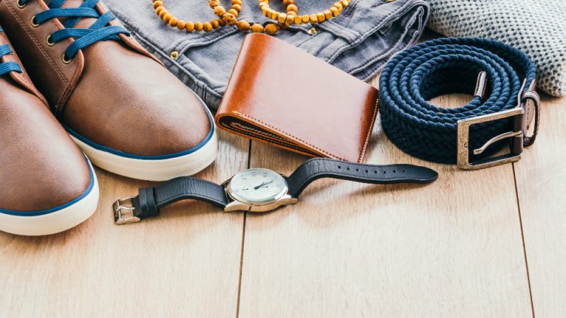 10 piese esențiale în garderoba oricărui bărbat