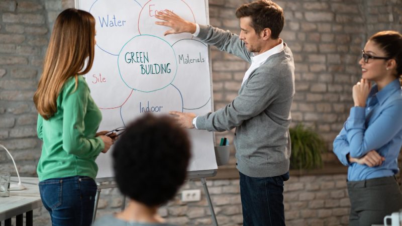 Ce înseamnă coaching? Procesul de dezvoltare personală explicat