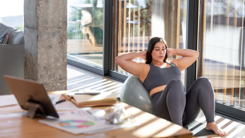 Avantaje oferite de exercițiile ușoare zilnic în locul sedentarismului